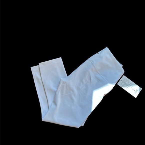 New With Tags 90degree by Reflex Capri Compression White Leggings Size M - Picture 3 of 10